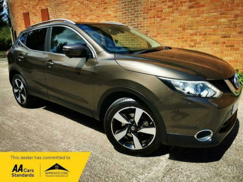 Nissan Qashqai  1.2 DIG-T N-Connecta SUV 5dr Petrol Manual 2WD Euro 6 (s/s) (115 ps)