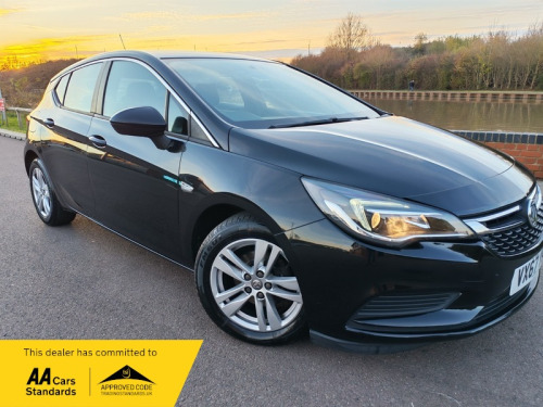 Vauxhall Astra  1.6 CDTi ecoFLEX Design Hatchback 5dr Diesel Manual Euro 6 (s/s) (110 ps)