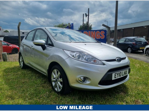 Ford Fiesta  1.4 ZETEC 16V 5d 96 BHP