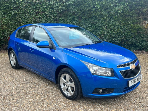 Chevrolet Cruze  1.6 LT Hatchback 5dr Petrol Manual Euro 5 (124 ps)