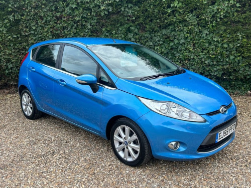 Ford Fiesta  1.4 Zetec Hatchback 5dr Petrol Automatic (154 g/km