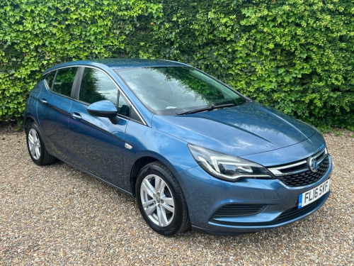 Vauxhall Astra  1.4i Design Hatchback 5dr Petrol Manual Euro 6 (10