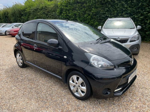 Toyota AYGO  1.0 VVT-i Move Hatchback 5dr Petrol Manual Euro 5 