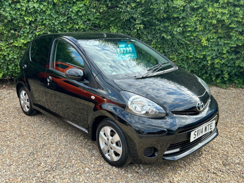 Toyota AYGO  1.0 VVT-i Move Hatchback 5dr Petrol Manual Euro 5 