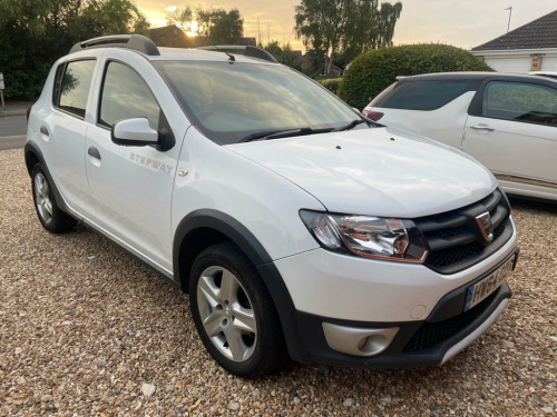 Dacia Sandero Stepway  1.5 dCi Laureate Hatchback 5dr Diesel Manual Euro 