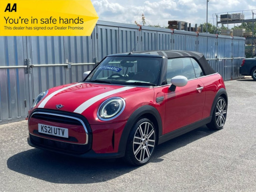 MINI Convertible  1.5 Cooper Exclusive Convertible 2dr Petrol Steptr
