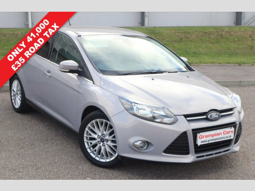 Ford Focus  1.0T EcoBoost Zetec Hatchback 5dr Petrol Manual Eu