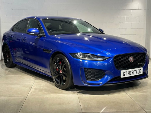 Jaguar XE  2.0 D180 R-Dynamic SE Saloon 4dr Diesel Auto Euro 