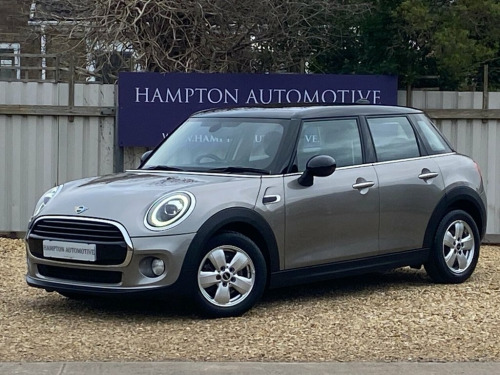 MINI Hatch  1.5 Cooper Classic Hatchback 5dr Petrol Steptronic