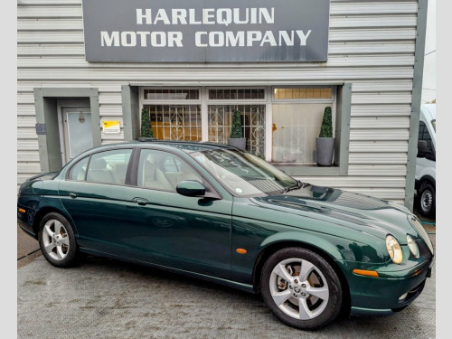 Jaguar S-TYPE  2.5 V6 200 Sport Saloon 4dr Petrol Automatic (249 