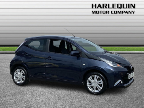 Toyota AYGO  1.0 VVT-i x-pression x-wave 5dr Petrol Manual Euro