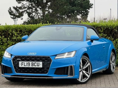 Audi TT  2.0 TFSI 45 S line Roadster 2dr Petrol S Tronic qu