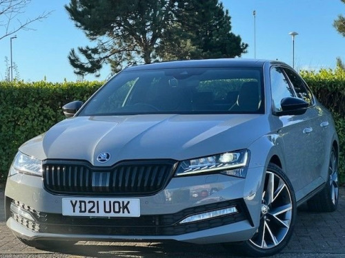 Skoda Superb  2.0 TDI SportLine Plus Hatchback 5dr Diesel DSG Eu