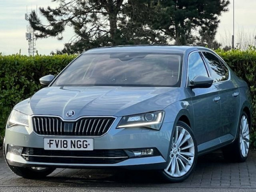 Skoda Superb  1.4 TSI ACT SE L Executive Hatchback 5dr Petrol DS