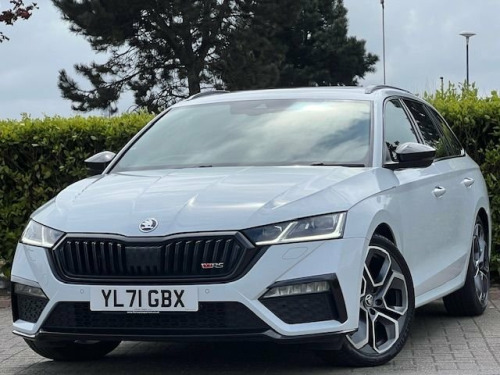 Skoda Octavia  2.0 TDI vRS Estate 5dr Diesel DSG Euro 6 (s/s) (20
