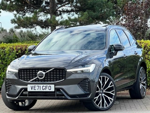 Volvo XC60  2.0h T8 Recharge 11.6kWh R-Design Pro SUV 5dr Petr