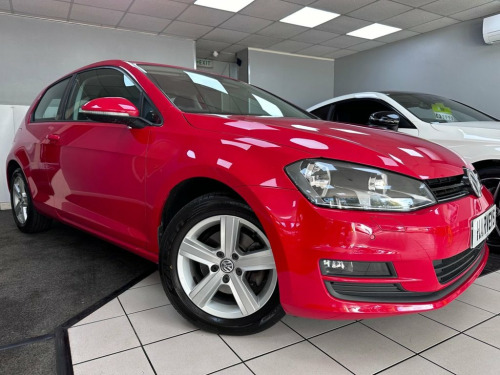 Volkswagen Golf  1.4 MATCH EDITION TSI BMT 3d 124 BHP NAV MEDIA CAR