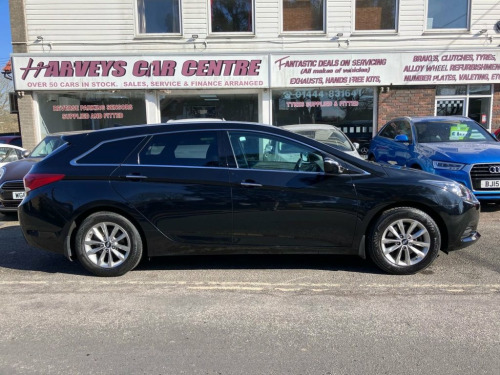 Hyundai i40  1.7 CRDi Blue Drive SE Nav Tourer 5dr Diesel Manua