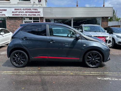 Toyota AYGO  1.0 VVT-i x-press Hatchback 5dr Petrol Manual Euro