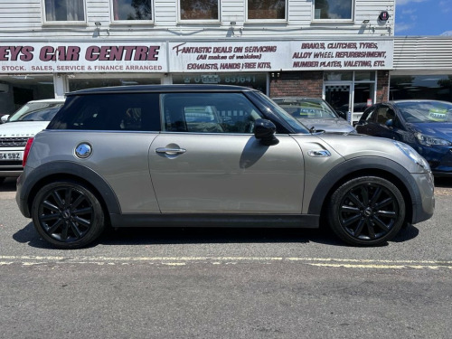 MINI Hatch  2.0 Cooper S Hatchback 3dr Petrol Manual Euro 6 (s