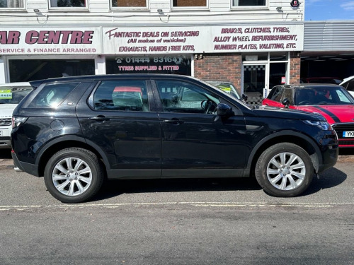 Land Rover Discovery Sport  2.0 TD4 SE Tech SUV 5dr Diesel Auto 4WD Euro 6 (s/