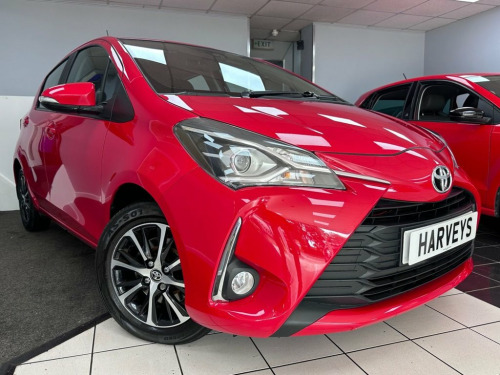Toyota Yaris  1.5 VVT-i Icon Tech Hatchback 5dr Petrol Manual Eu