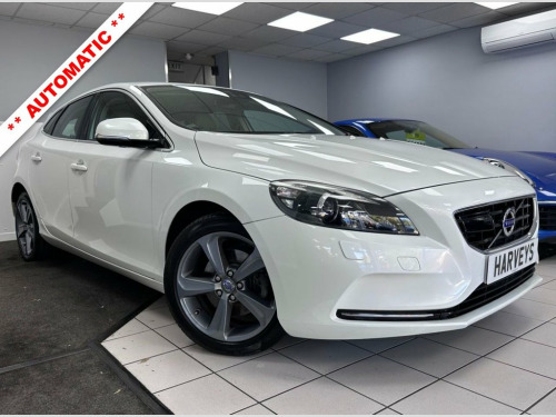 Volvo V40  1.6 T4 180 SE LUX P/S Hatchback