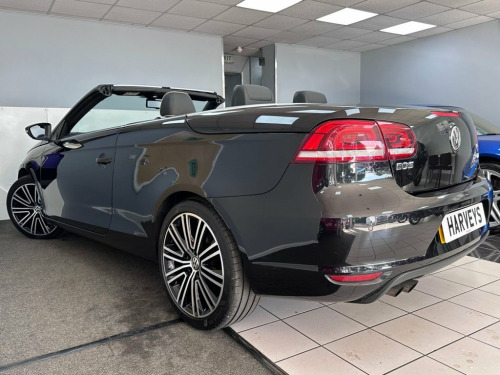 Volkswagen Eos  2.0 TDI BlueMotion Tech Exclusive Cabriolet 2dr Di