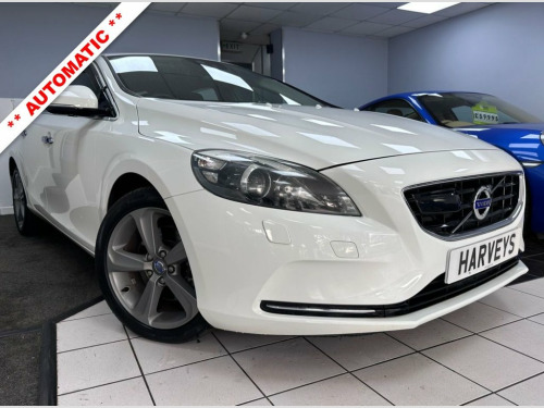 Volvo V40  1.6 T4 SE Lux Nav Hatchback 5dr Petrol Powershift 