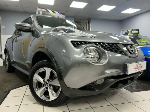 Nissan Juke  1.6 Acenta SUV 5dr Petrol Manual Euro 6 (112 ps) B 