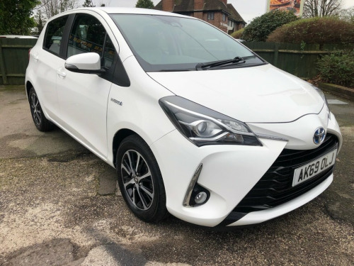 Toyota Yaris  1.5 VVT-h Icon Tech Hatchback 5dr Petrol Hybrid E-