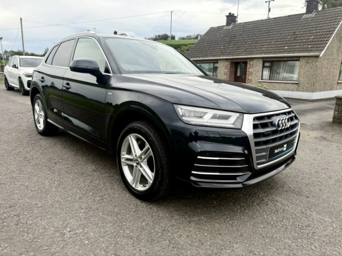 Audi Q5  2.0 TDI 40 S line S Tronic quattro (190 BHP LOW MI