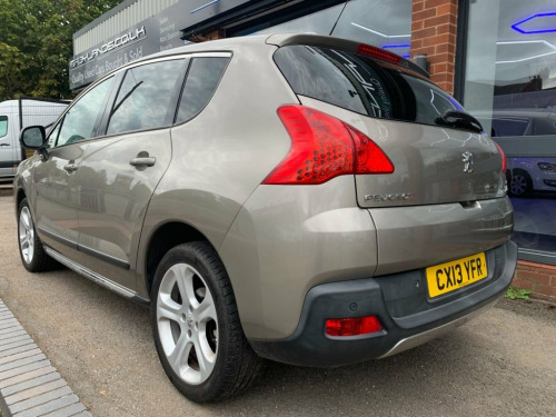 Peugeot 3008 Crossover  1.6 ALLURE E-HDI FAP 5d 115 BHP BLUETOOTH~PAN ROOF