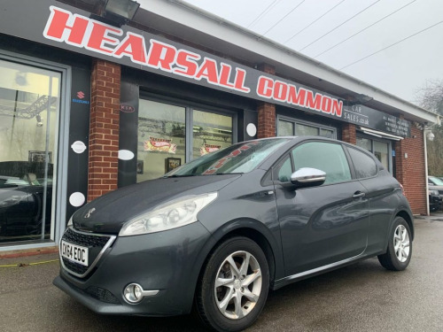 Peugeot 208  1.2 VTi PureTech Style Hatchback 3dr Petrol Manual