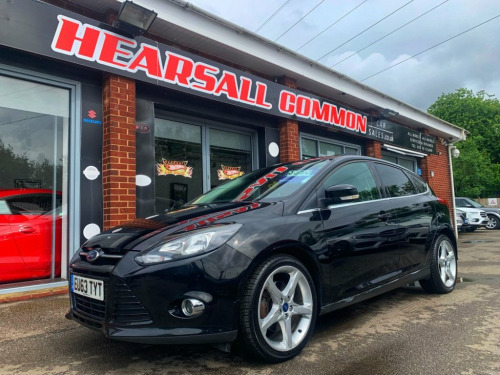 Ford Focus  1.6T EcoBoost Titanium Hatchback 5dr Petrol Manual