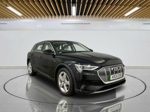 Audi E-Tron  QUATTRO TECHNIK 5d 309 BHP | Extended Warranties| 