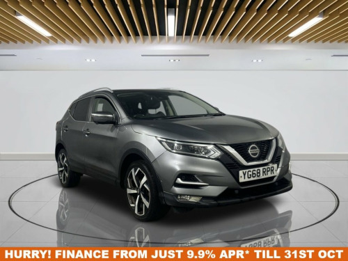 Nissan Qashqai  1.3 DIG-T TEKNA 5d 140 BHP | Extended Warranties| 