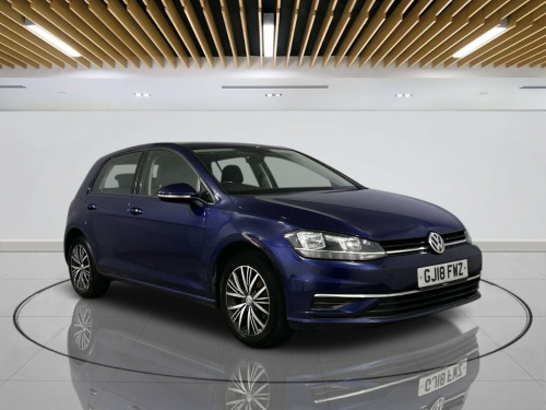 Volkswagen Golf  1.0 SE NAVIGATION TSI BLUEMOTION TECHNOLOGY 5d 109