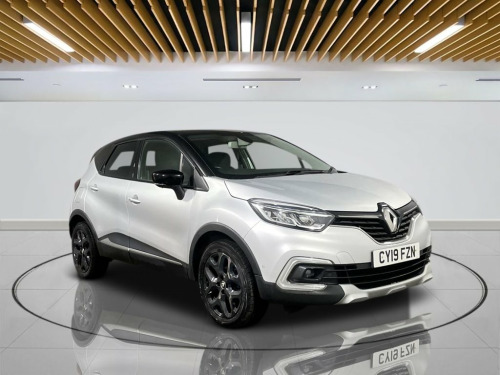 Renault Captur  0.9 GT LINE TCE 5d 89 BHP | Extended Warranties| A