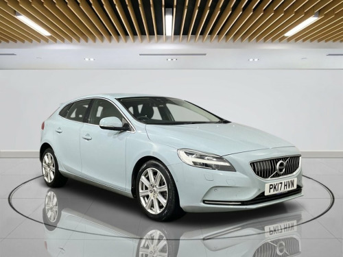 Volvo V40  2.0 D4 INSCRIPTION 5d 188 BHP | Extended Warrantie