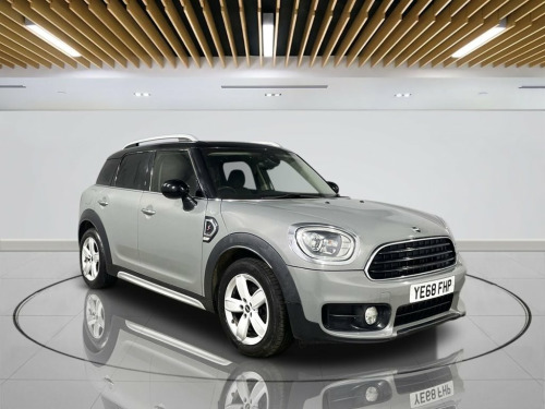 MINI Countryman  2.0 COOPER D 5d 148 BHP | Extended Warranties| AA 