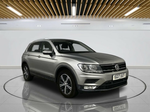 Volkswagen Tiguan  2.0 TDI BlueMotion Tech SE Navigation SUV 5dr Dies