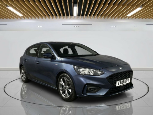 Ford Focus  1.0T EcoBoost ST-Line Hatchback 5dr Petrol Manual 