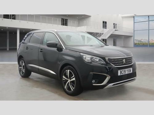 Peugeot 5008  1.2 PureTech Allure SUV 5dr Petrol Manual Euro 6 (