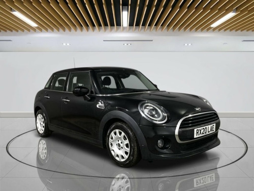 MINI Hatch  1.5 One Classic Hatchback 5dr Petrol Steptronic Eu