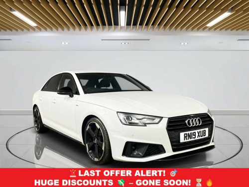 Audi A4  2.0 TFSI 35 Black Edition Saloon 4dr Petrol Manual