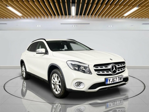 Mercedes-Benz GLA-Class  2.1 GLA200d SE SUV 5dr Diesel 7G-DCT Euro 6 (s/s) 