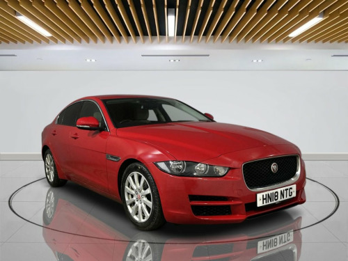 Jaguar XE  2.0i SE Saloon 4dr Petrol Auto Euro 6 (s/s) (200 p