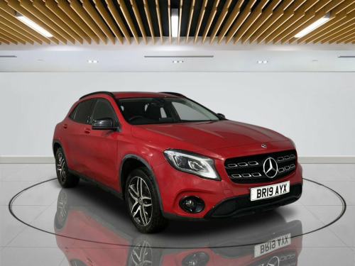 Mercedes-Benz GLA-Class GLA180 1.6 GLA180 Urban Edition SUV 5dr Petrol Manual Eur