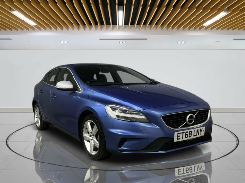 Volvo V40  2.0 D2 R-Design Nav Plus Hatchback 5dr Diesel Auto